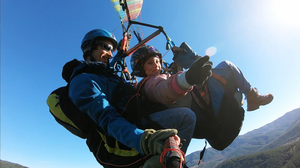 Spread your wings: experience paragliding in Serra da Estrela!